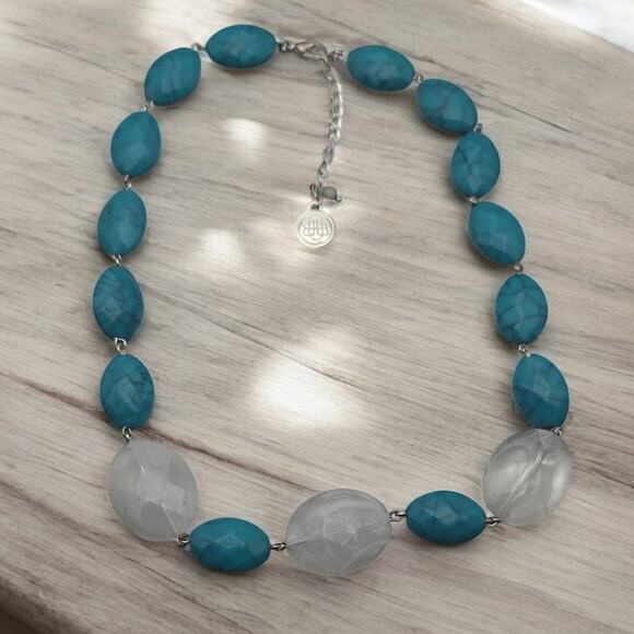 Banana Republic Blue and Clear Frosted Faceted Bead Vintage Necklace - Picture 3 of 5
